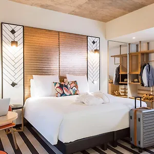 4* Szálloda Mercure Off Kirchberg